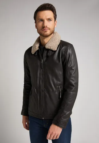 Куртка кожаная men's zip jacket with det. real lamb fur collar